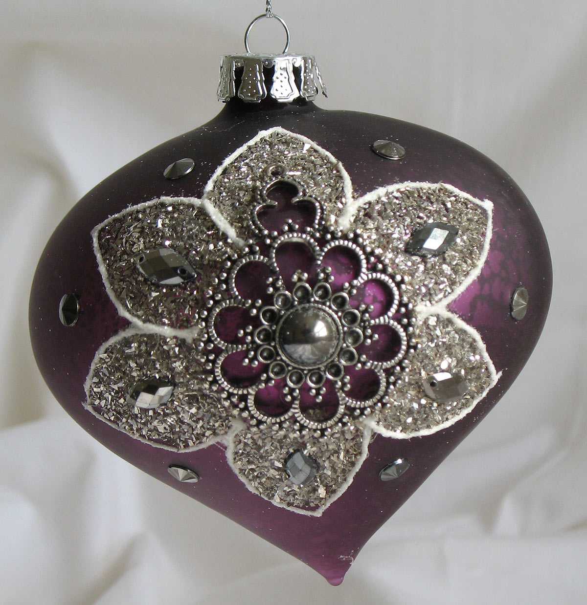 Fil der Fer New Glass ornaments