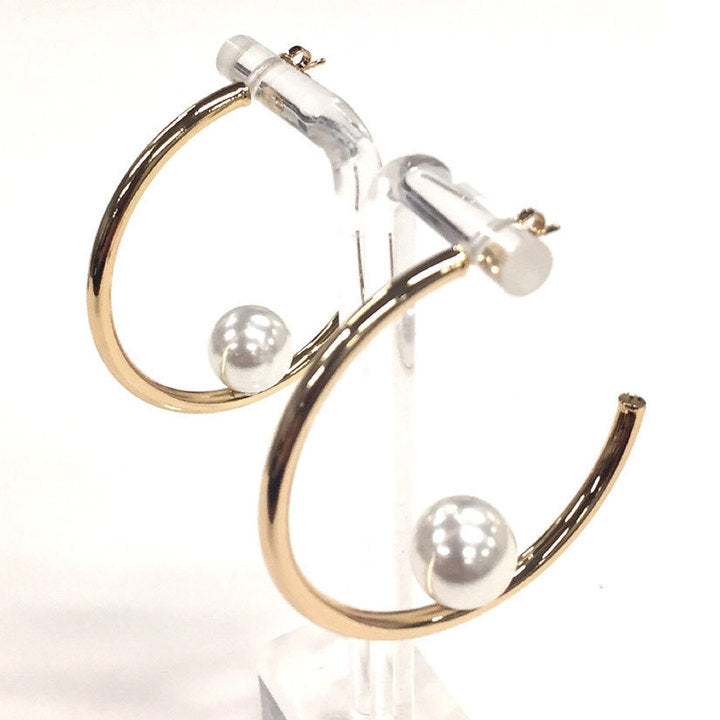 Jacqueline Kent Pearl Gold Hoop Earring