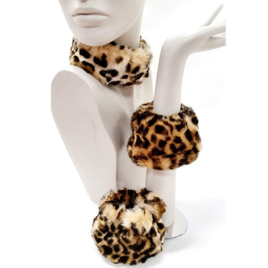 Jacqueline Kent Fabulous Faux Fur Collars and Cuffs